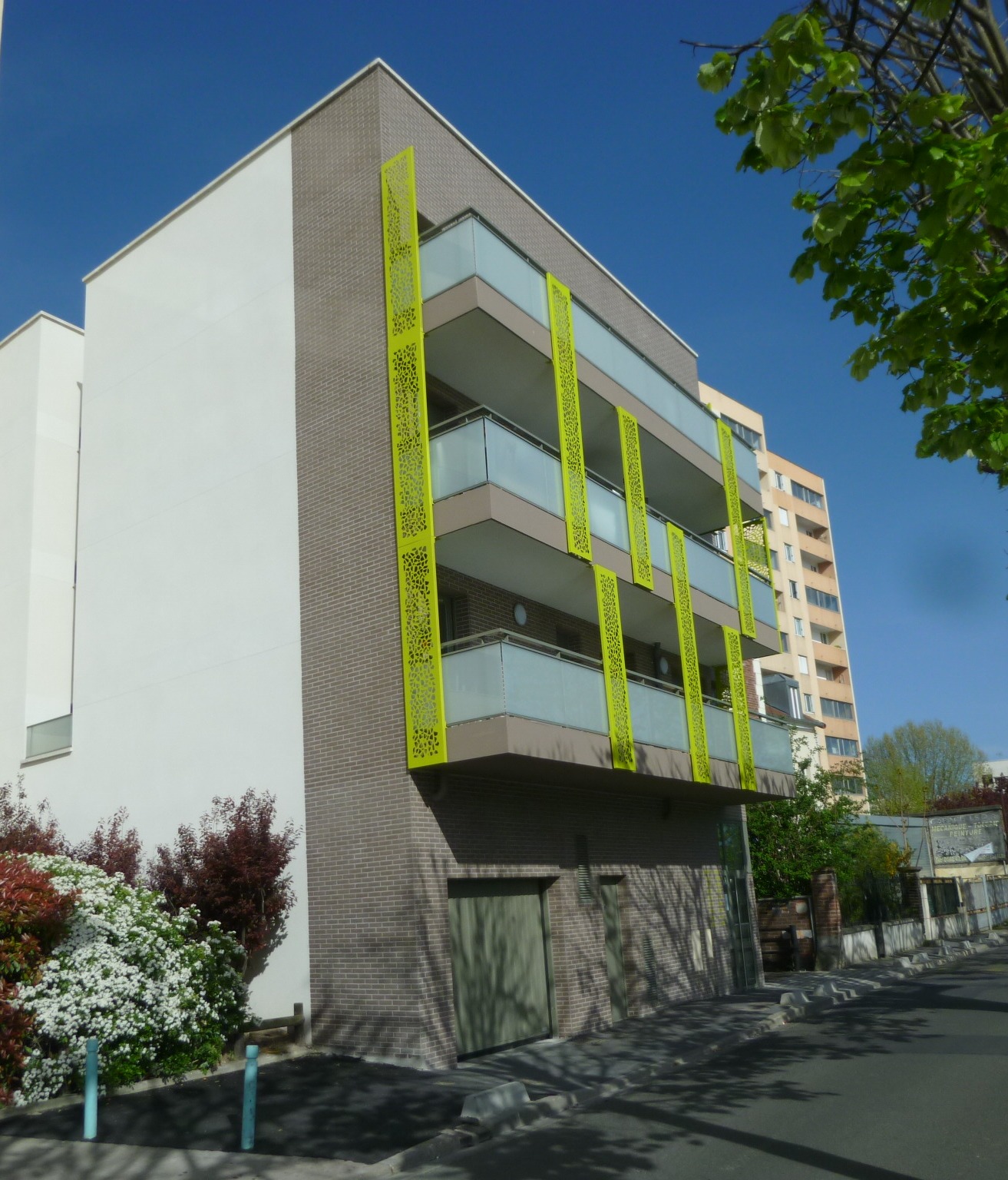11 quai de la marine Ile Saint Denis CAPS